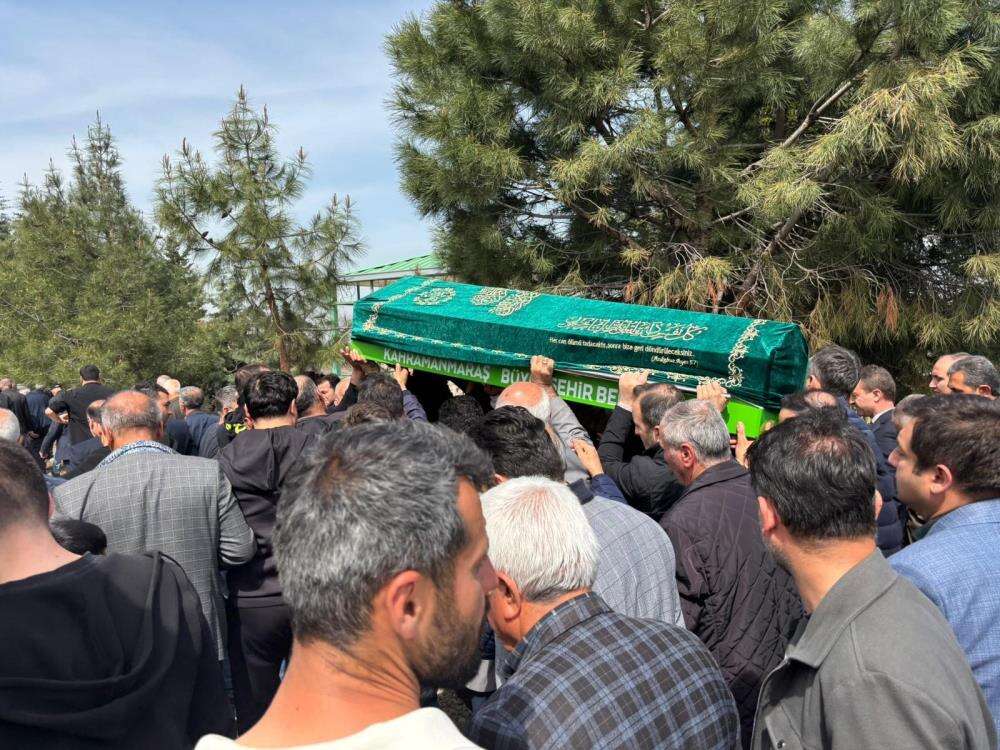 Okul saldırısı kurbanı Yusuf Tarık Gül’e acı veda 3